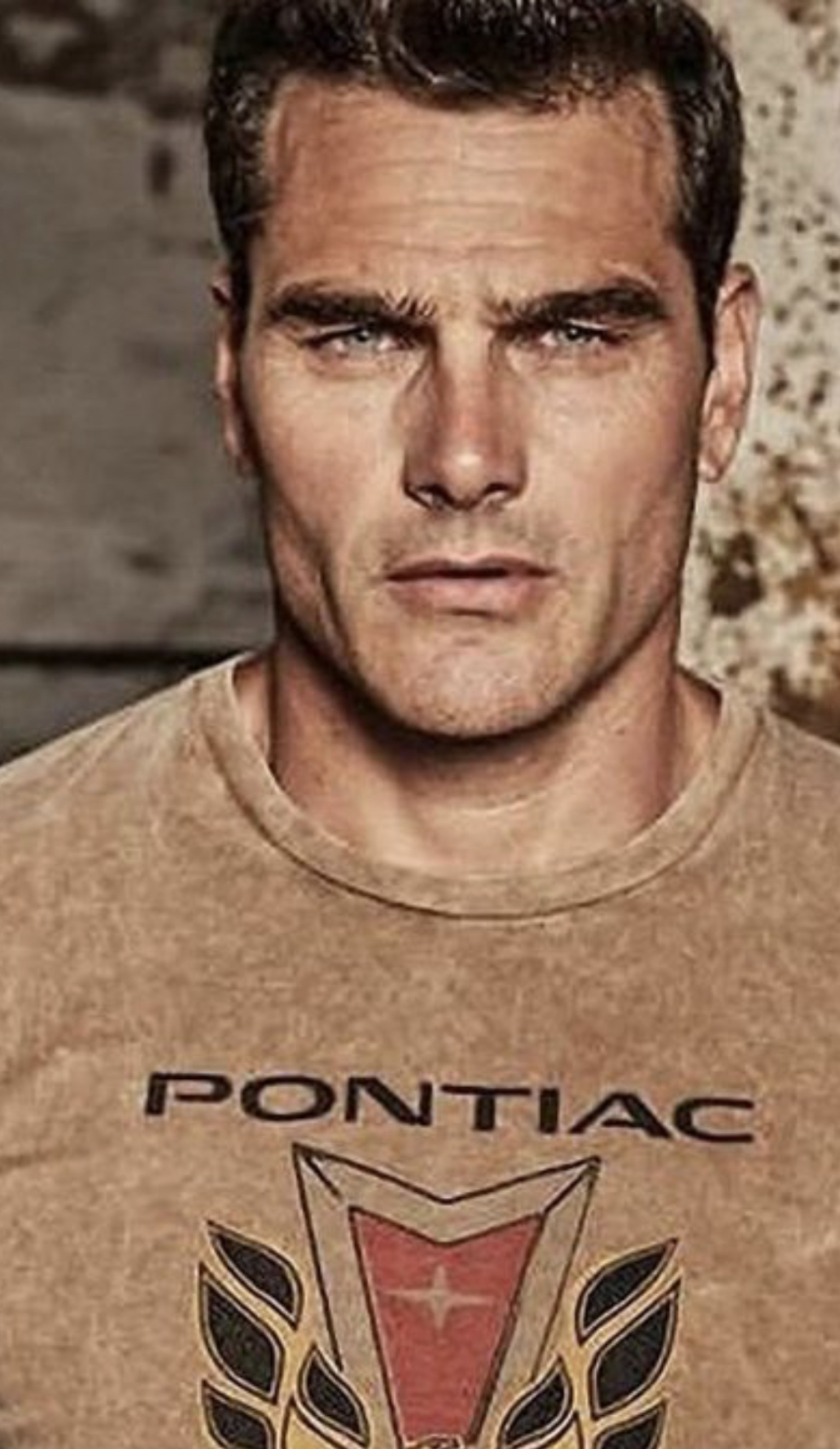 000EAFF2 AE3E 48C2 8F96 10103E524428