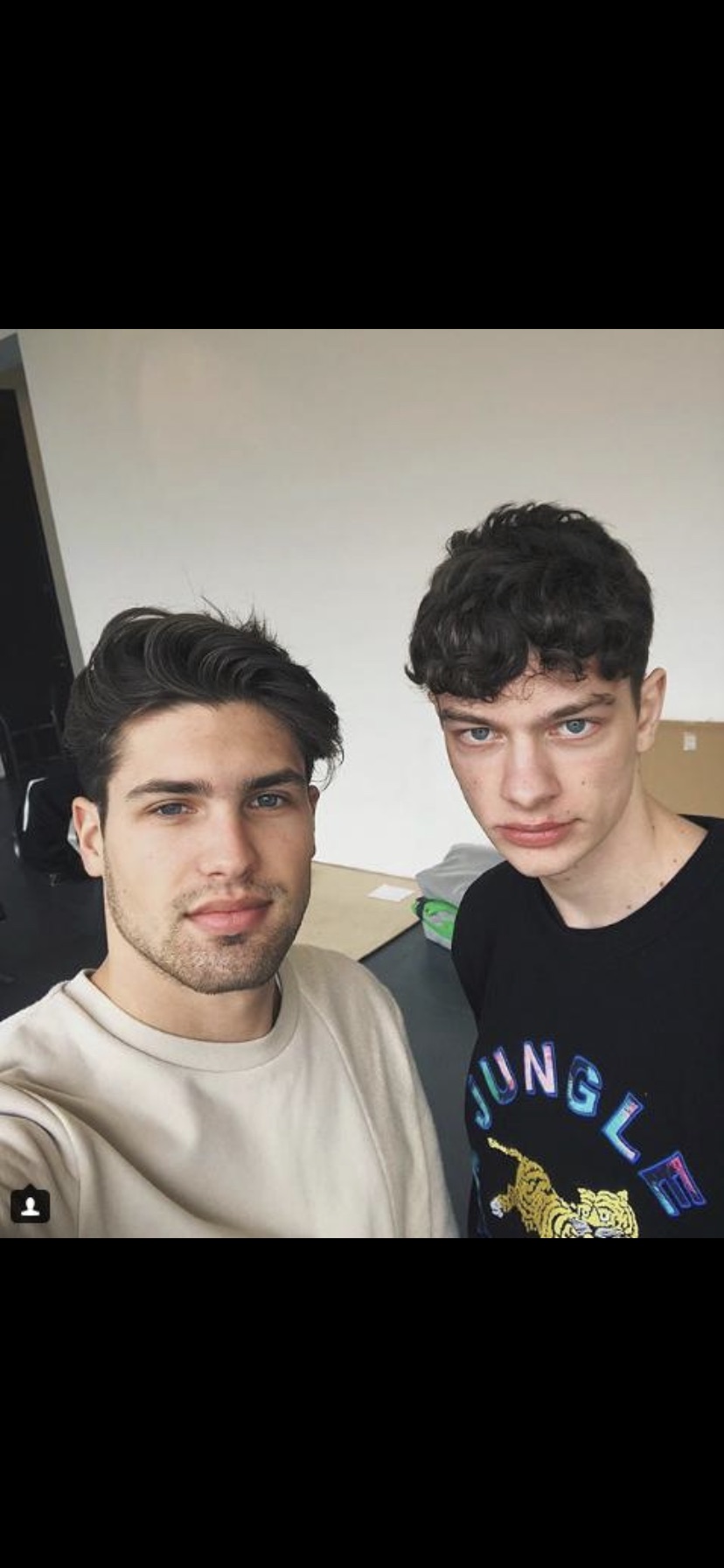 763A72DE 2CB9 4097 833C D06C14577BAB