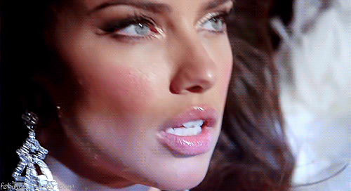 Adriana lima terastacy
