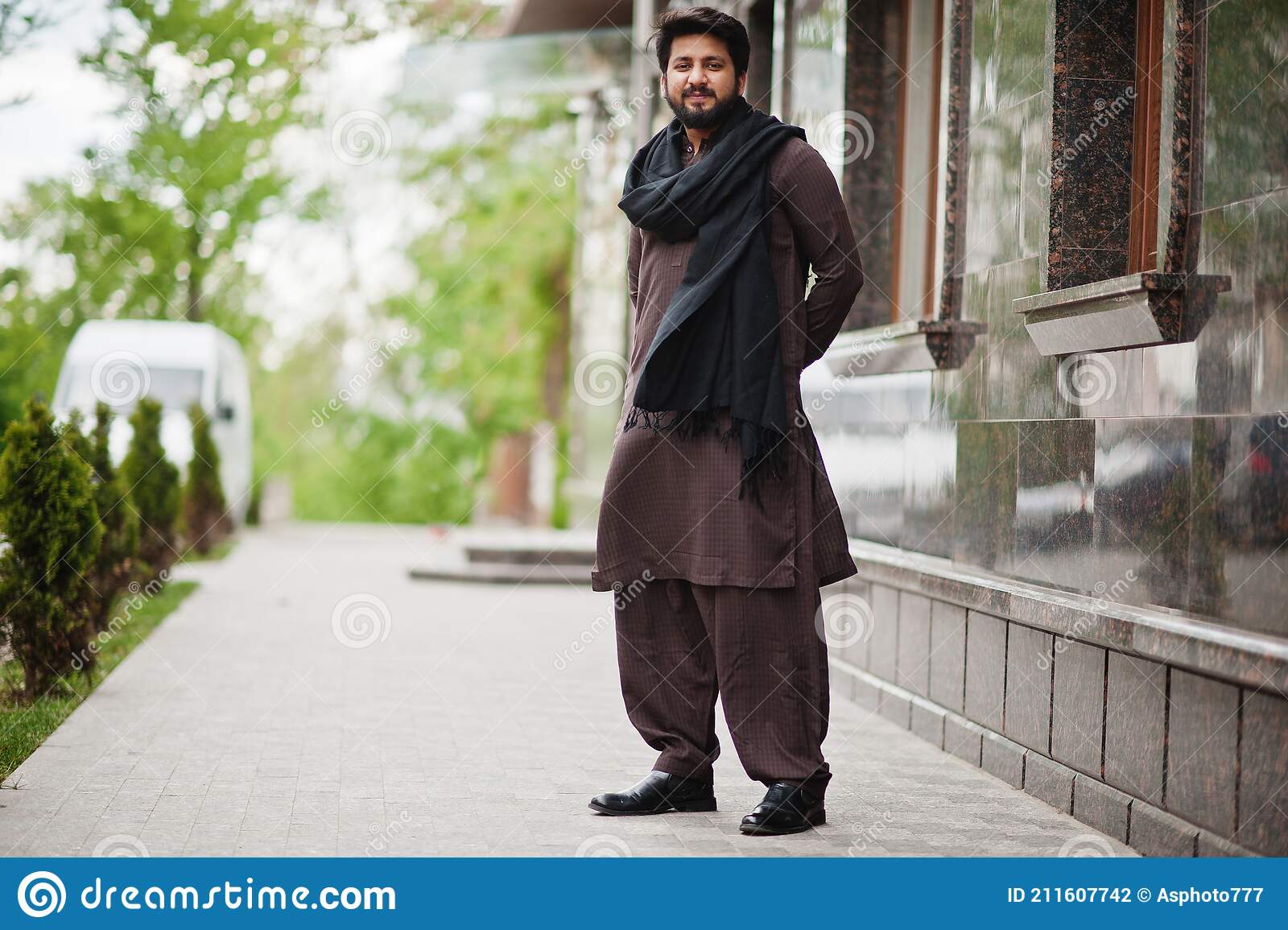 Afghanistan man wear traditional clothes afghanistan man wear traditional clothes 211607742