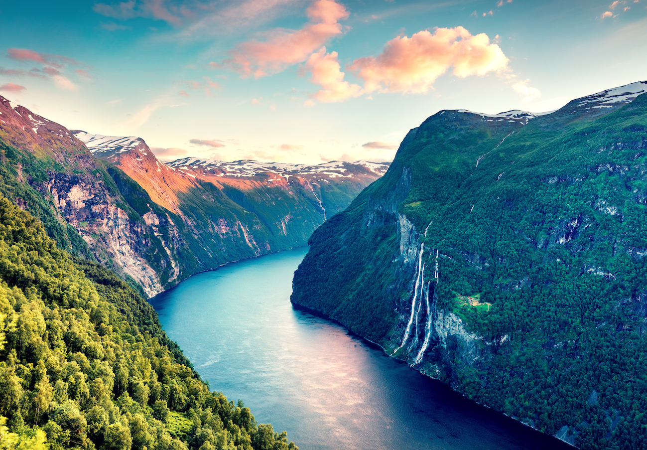 Sunnylvsfjorden fjord canyon