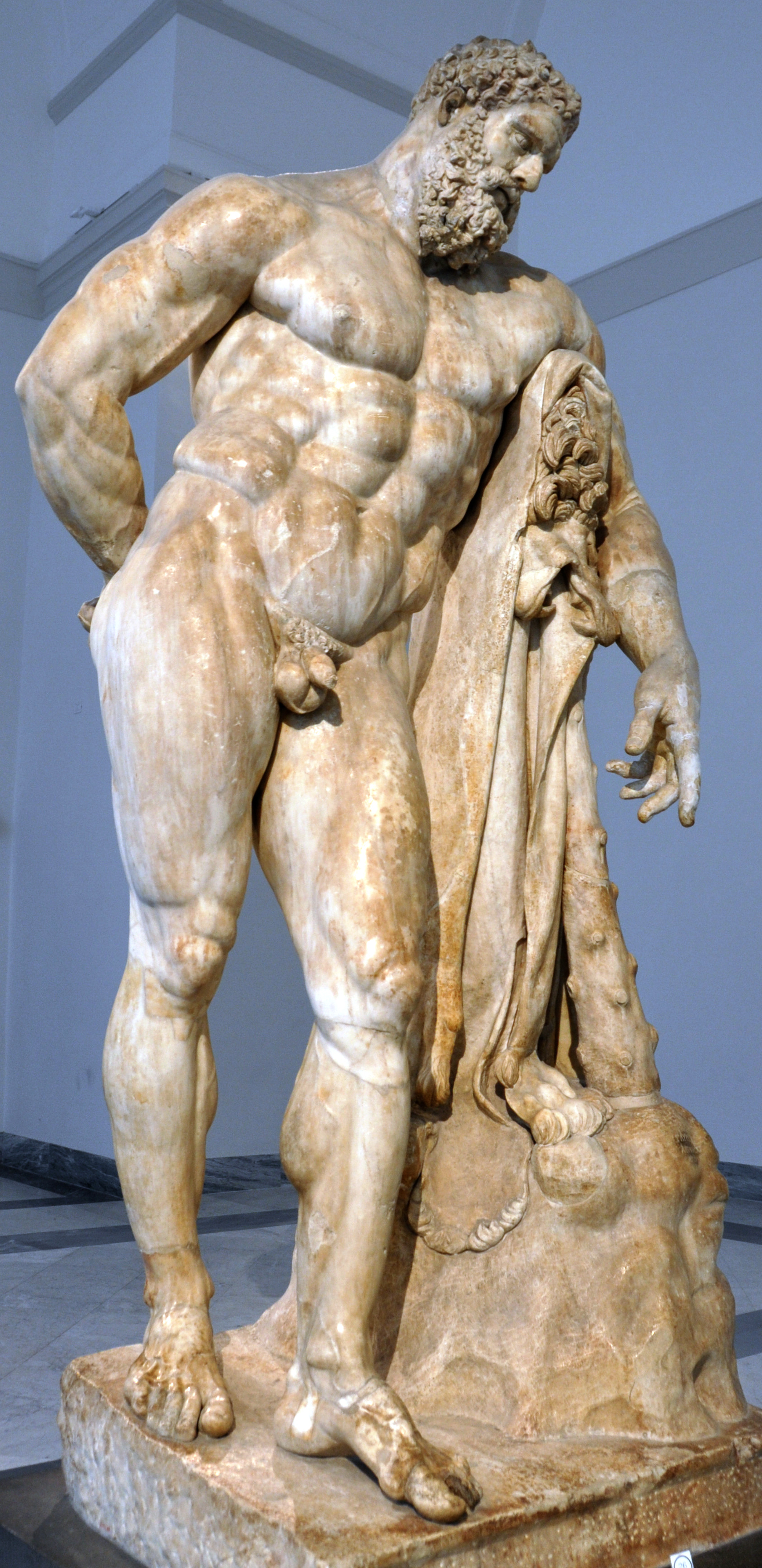 Hercules farnese
