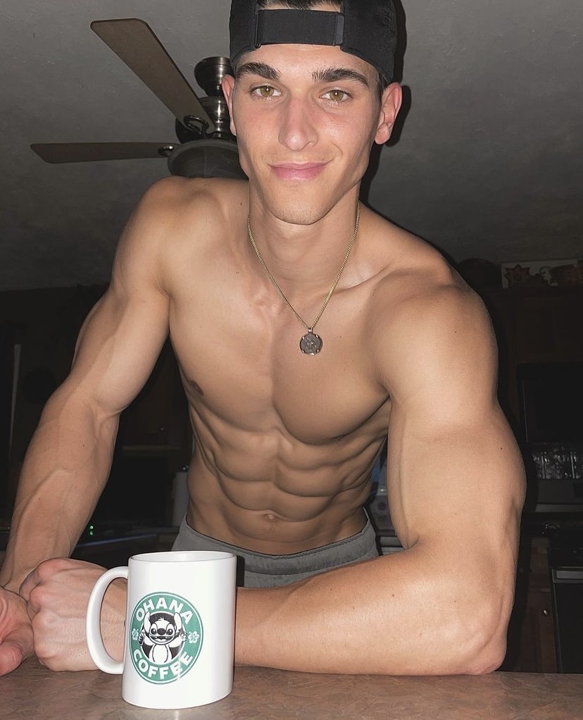 2873D2C6 703E 40A9 915B 82D71CA97B4D