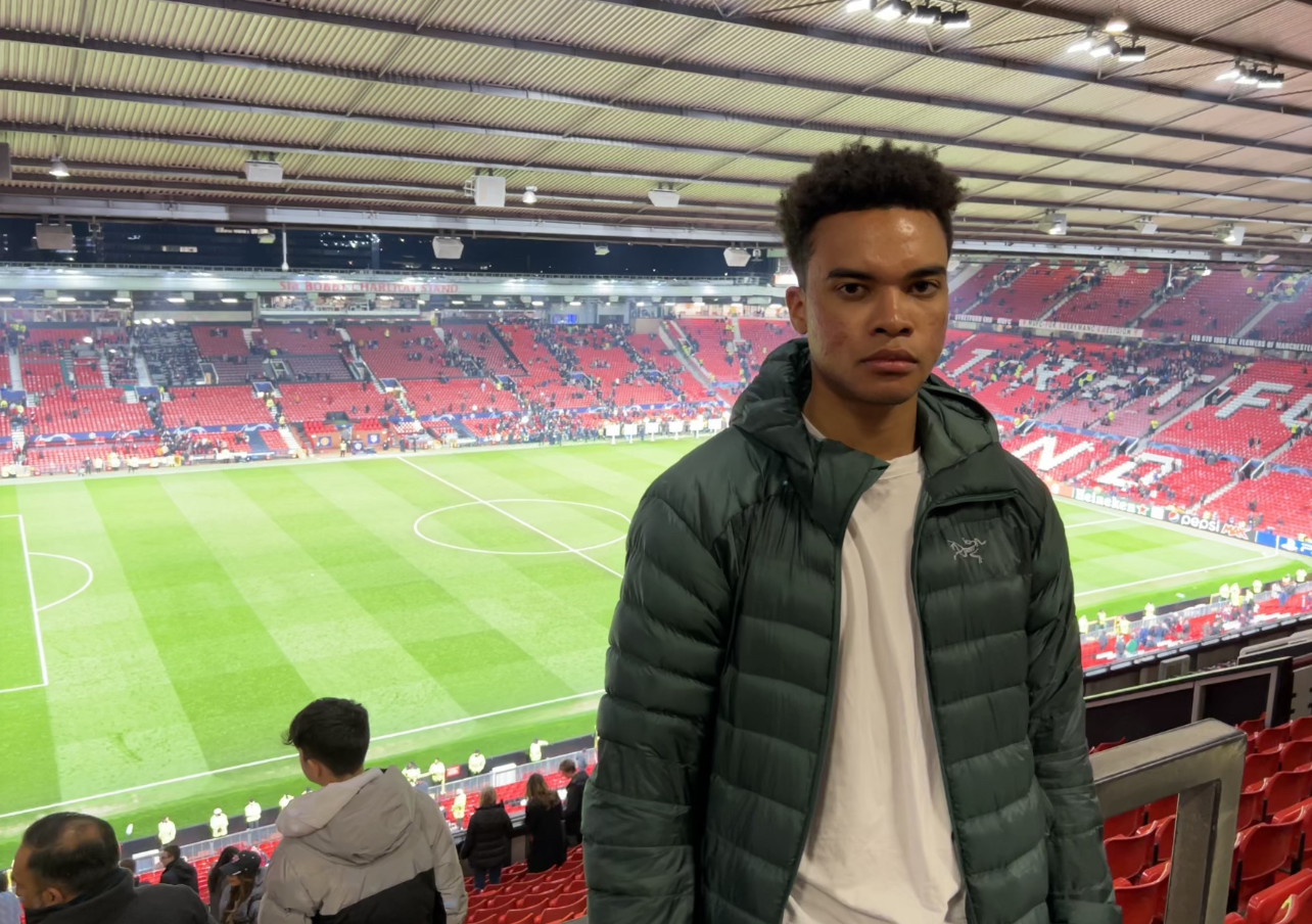 2815245 2796563 0796220B 1337 4EAC B258 A8775E4386C8