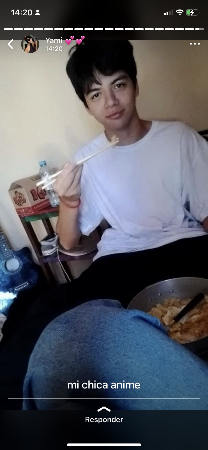 41DE3F0C DA2F 47F5 A301 E3E03C858C37