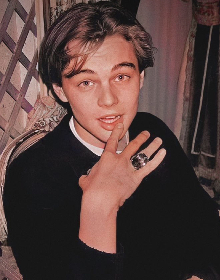 1FFD66BC 7303 4352 825E 5F5EF0D4E4CA