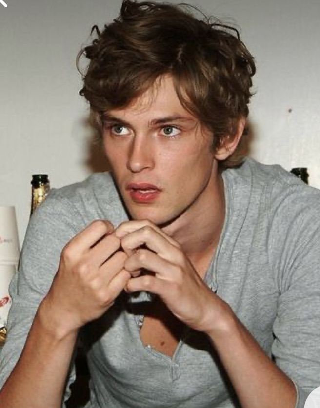 27968641 1E0E 4712 86B2 6EECEE8915DC