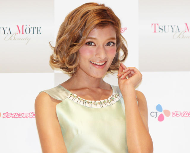 Aramajapan rola and other haafu stars are changing the entertainment landscape