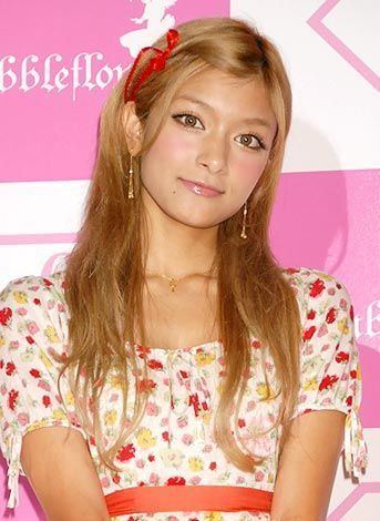 Rola model af141088 20ed 4a0e a394 b98a3828802 resize 750