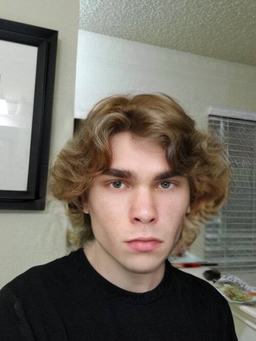 FaceApp_1649319430451.jpg