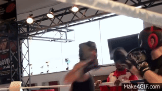 3F19F202-0AED-4B9E-8317-DCA774E56D75.gif