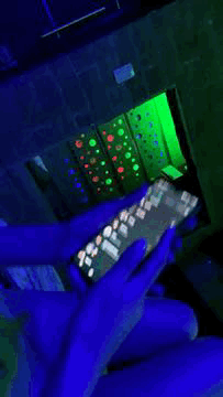 837EE835 DB01 40D2 B0CA E9D00A5769E8