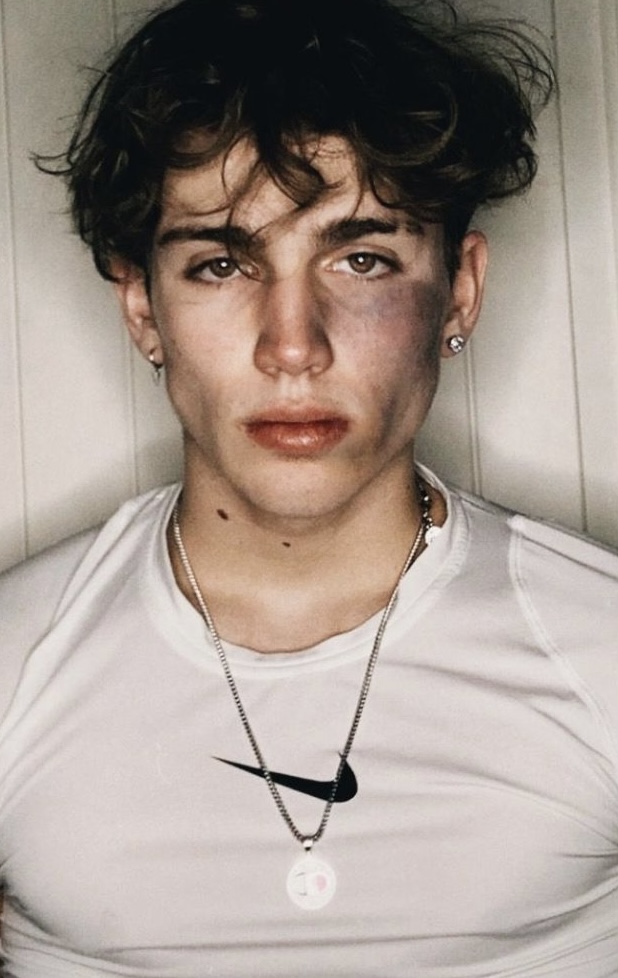 A83AE251 C836 4D24 8ED4 3B14812D12F0