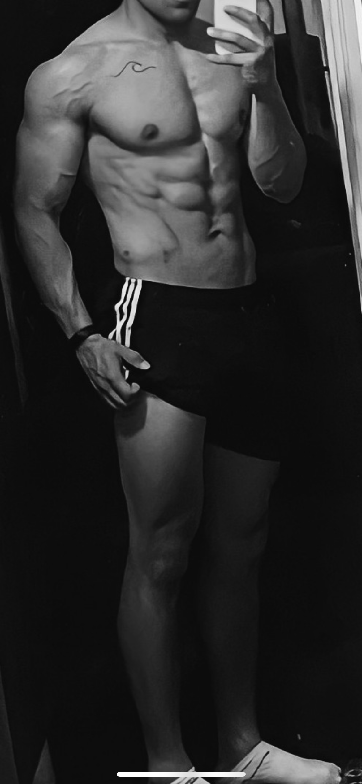 B28B37B7 9208 45E1 BD76 847813F928B8