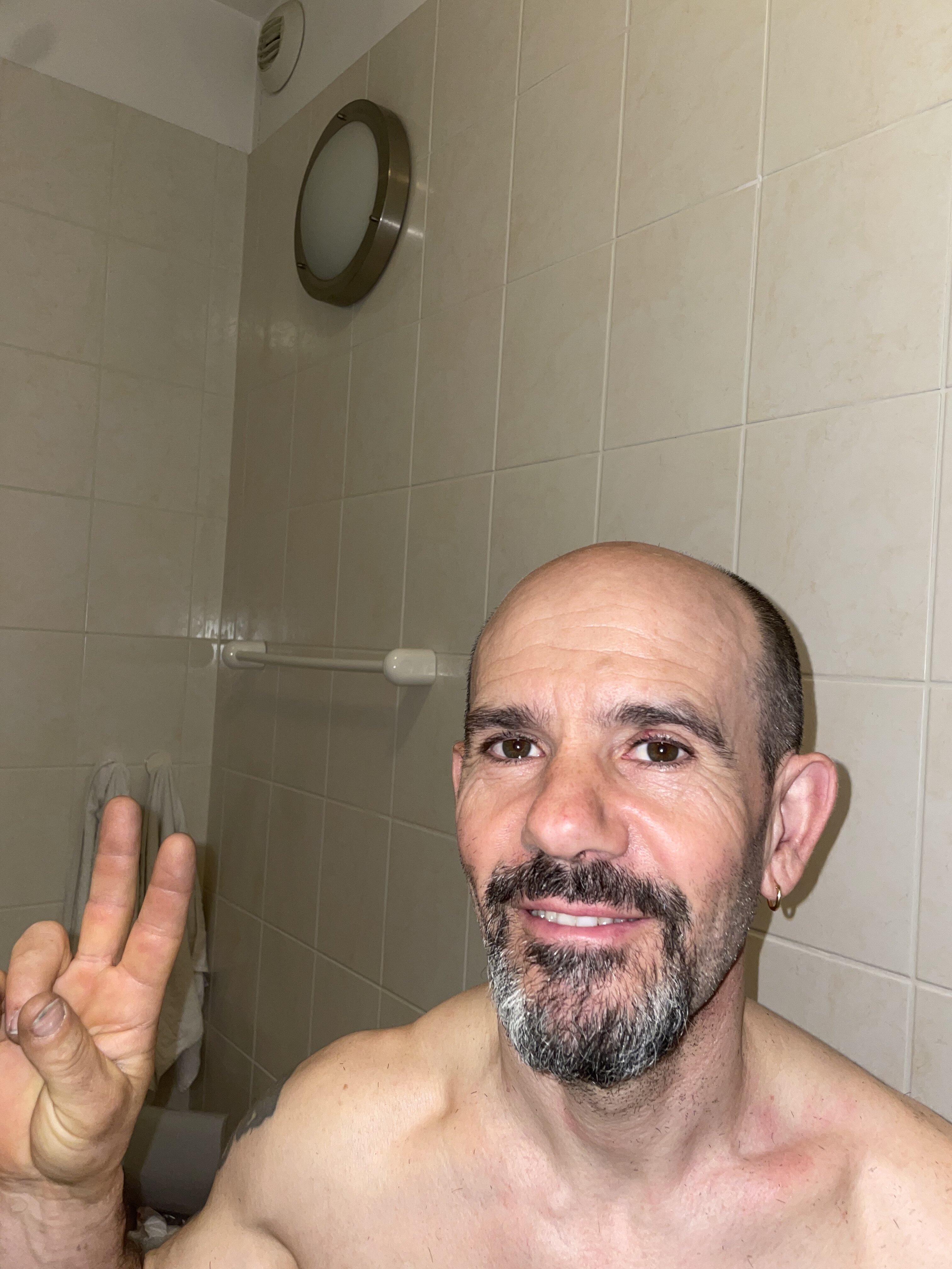 D1490804 3318 4108 86E6 891DB740D45C