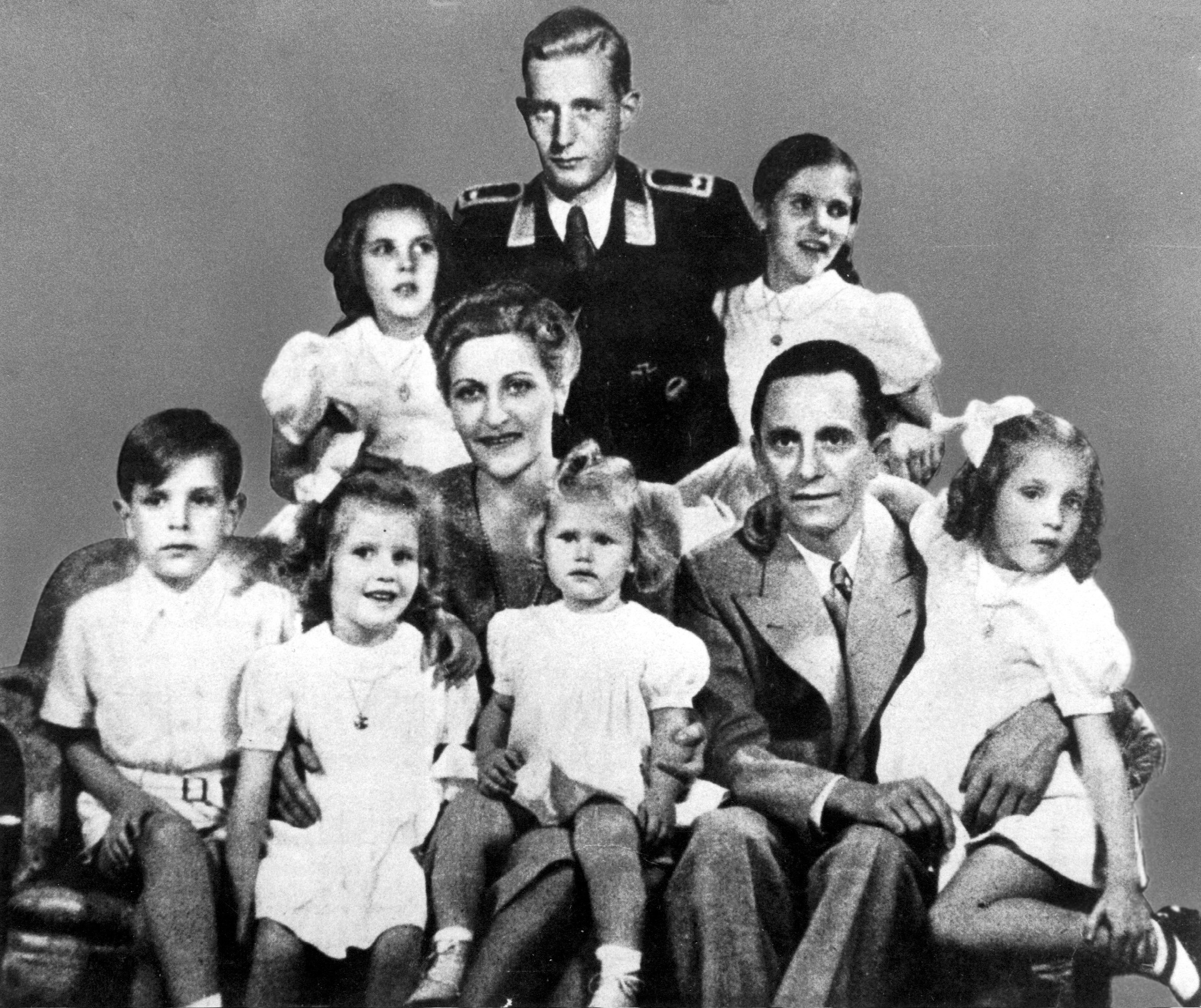 52 Goebbels family 10621383