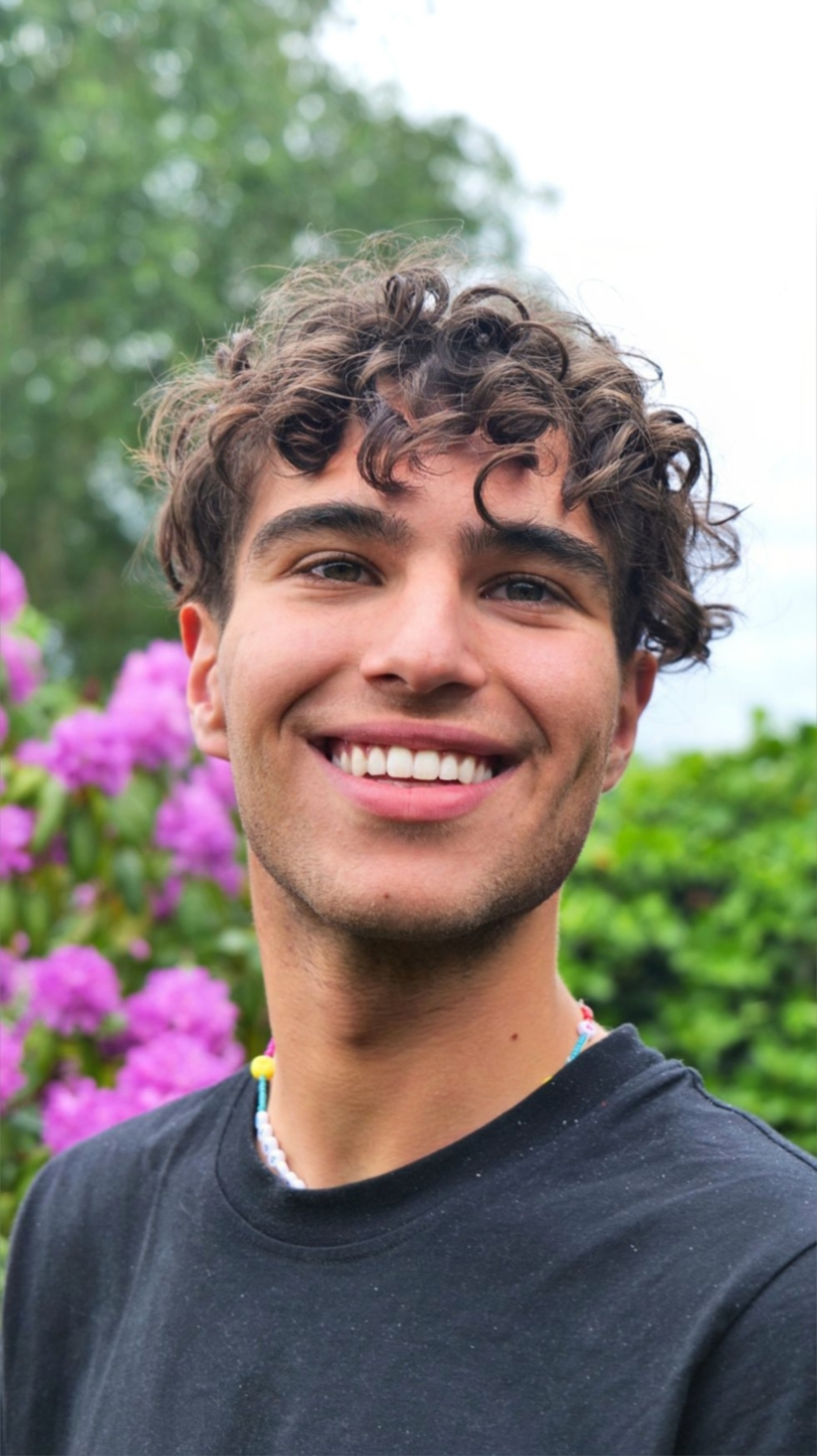 FaceApp 1652987245282
