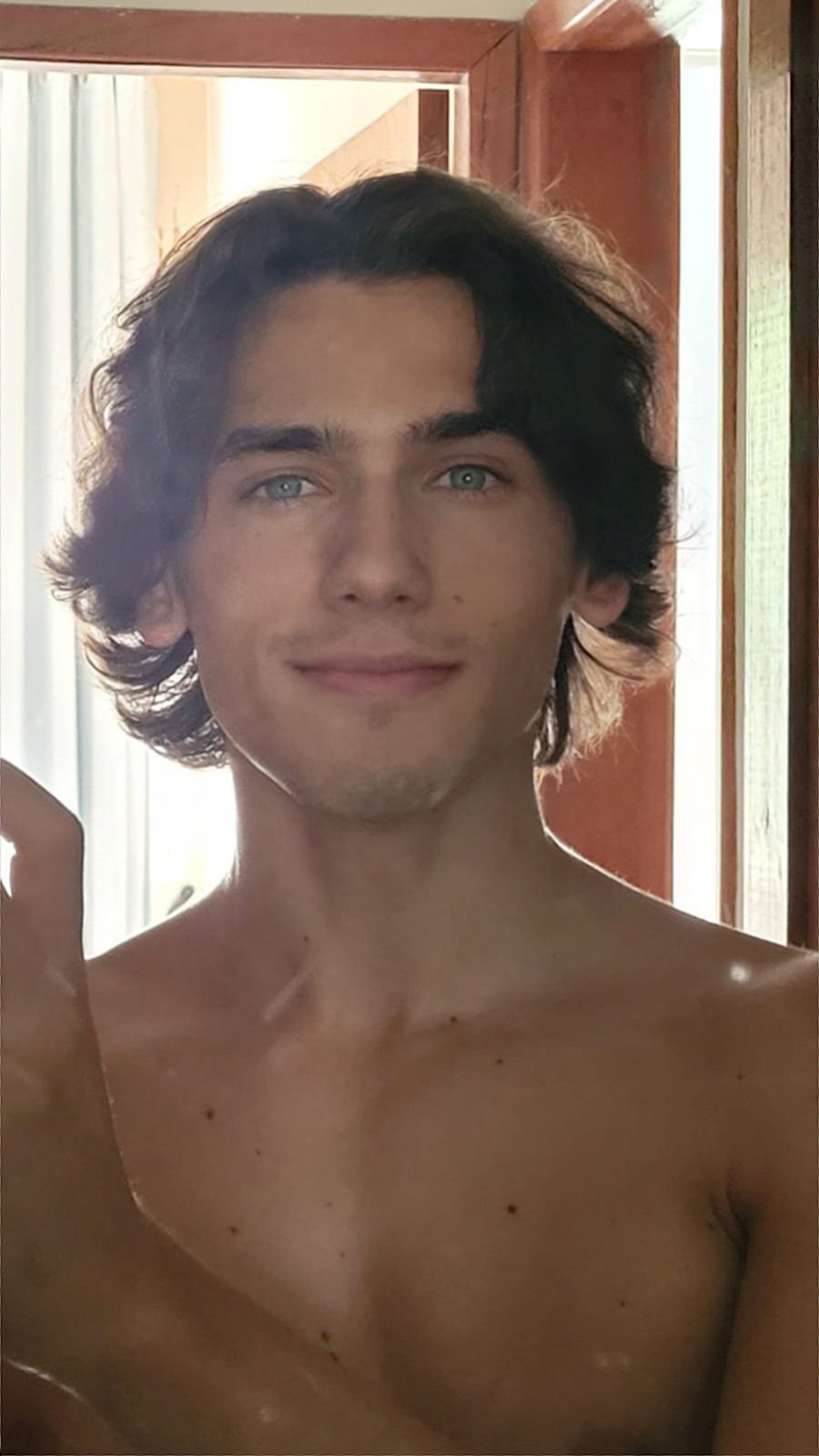 FaceApp 1653050520791