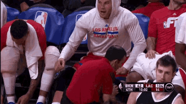 Blake griffin blow up it