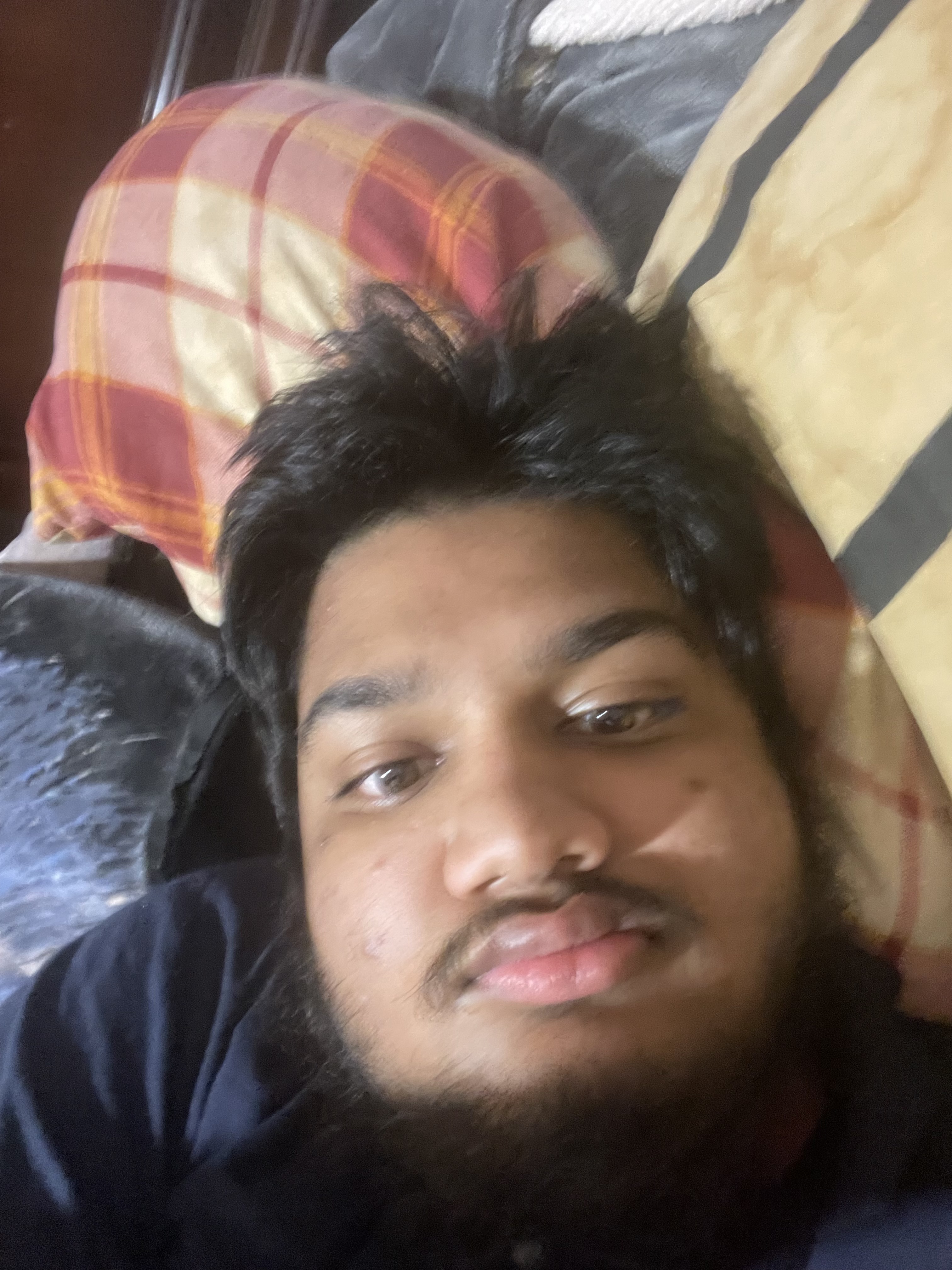 1653439776152