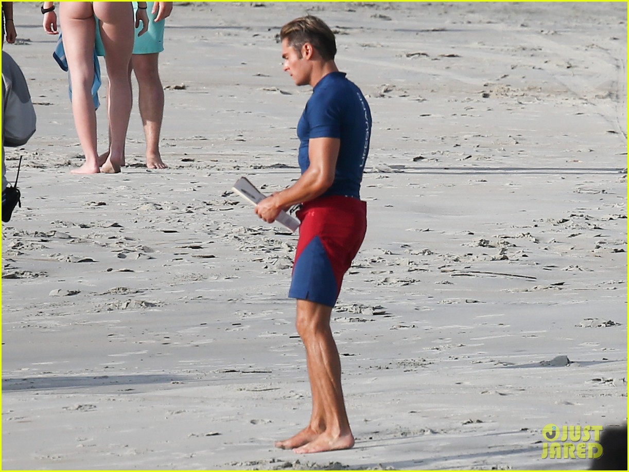 Zac efron alexandra daddario baywatch beach set 17