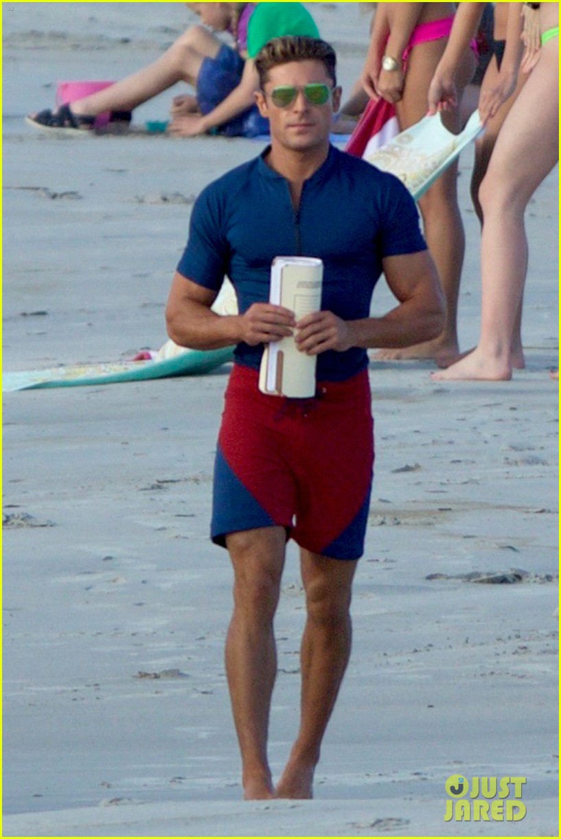 Zac efron alexandra daddario baywatch beach set 10