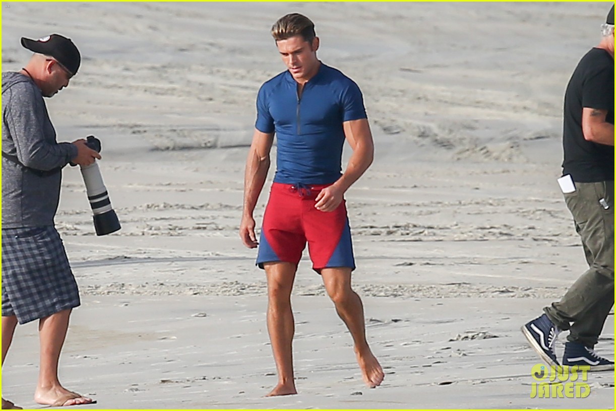 Zac efron alexandra daddario baywatch beach set 05