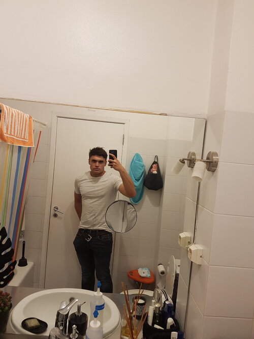 20220520_230521.jpg