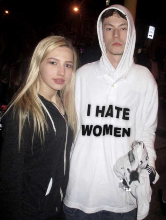 EDcpzQ7XkAYZ2cy