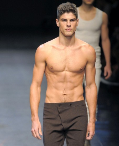 4AA5E57A 65A8 4A1F B1AB 5539788D642F