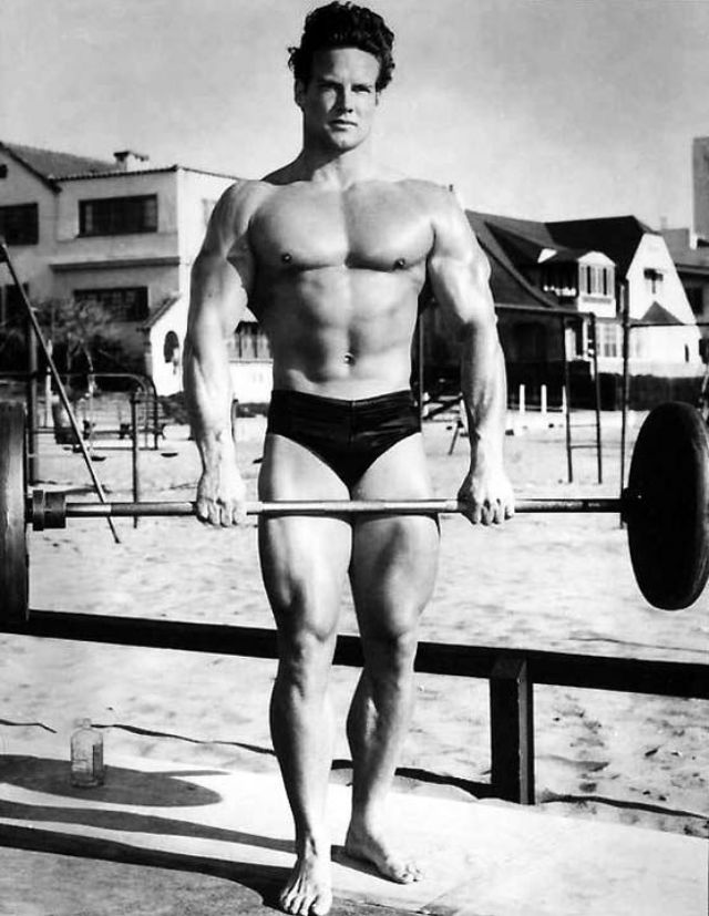 Steve Reeves in the 1940s 2 Steve Reeves in the 1940s 2