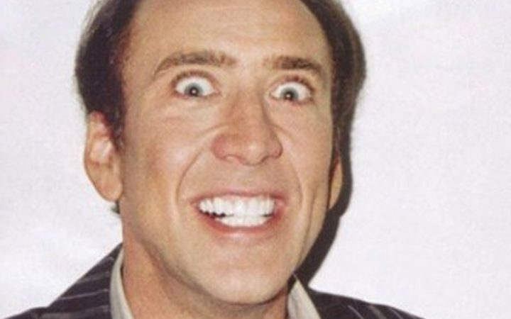 Eight col creepy smiling cage