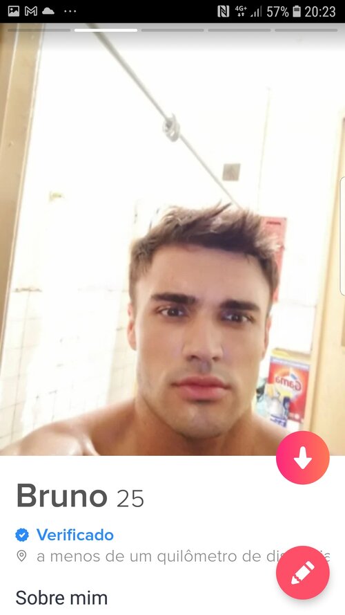 Screenshot_20220603-202339_Tinder.jpg
