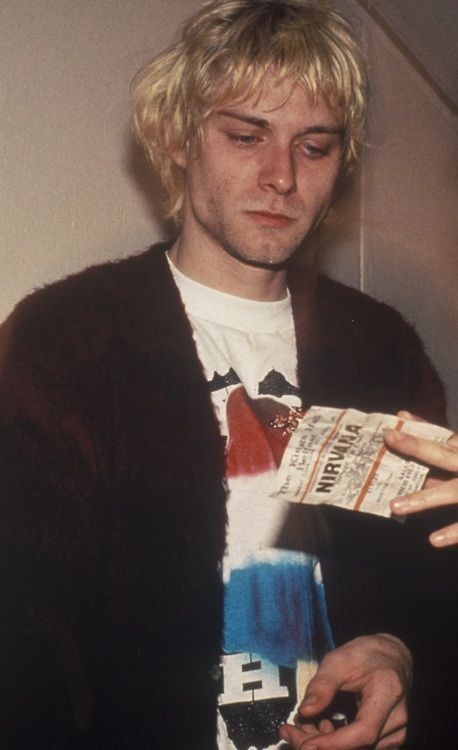 Tumblr a9b1001cd868e9a41f17005e7bb82f7e 440a18cb 500