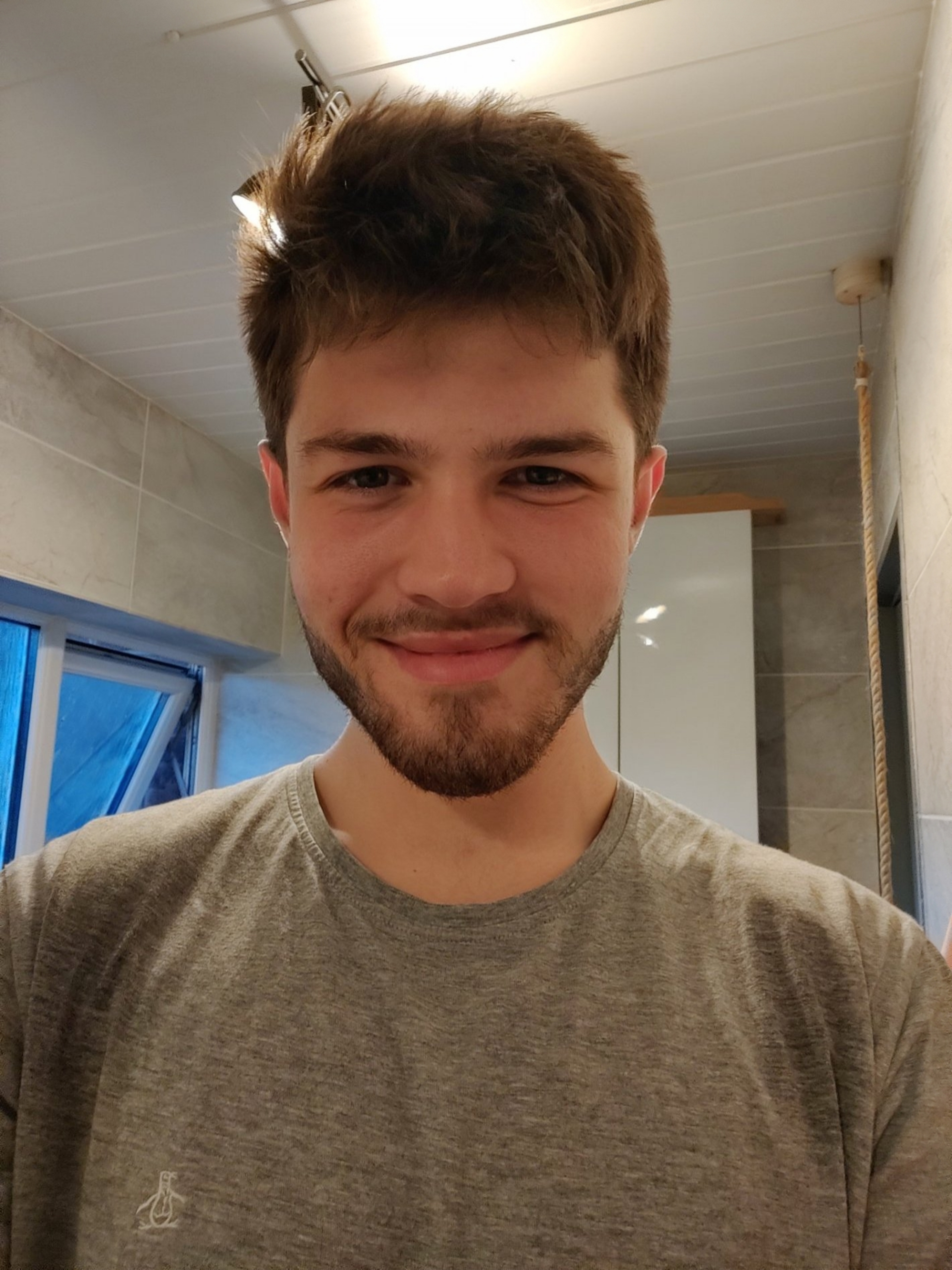 2934466 face smile