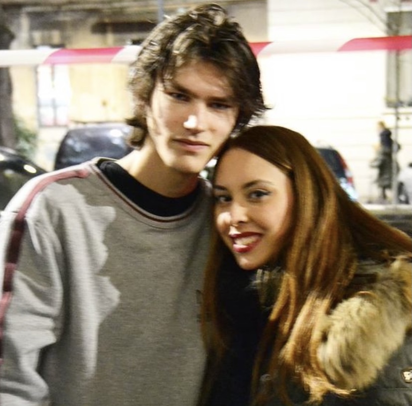 A3E2927A 3FC5 4CA8 8240 FAD910B01433