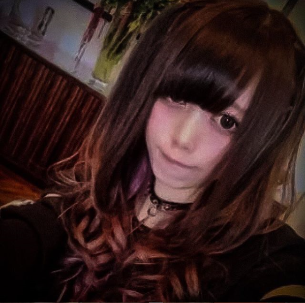8F5CC577 206E 41A6 ACB5 755900D43837