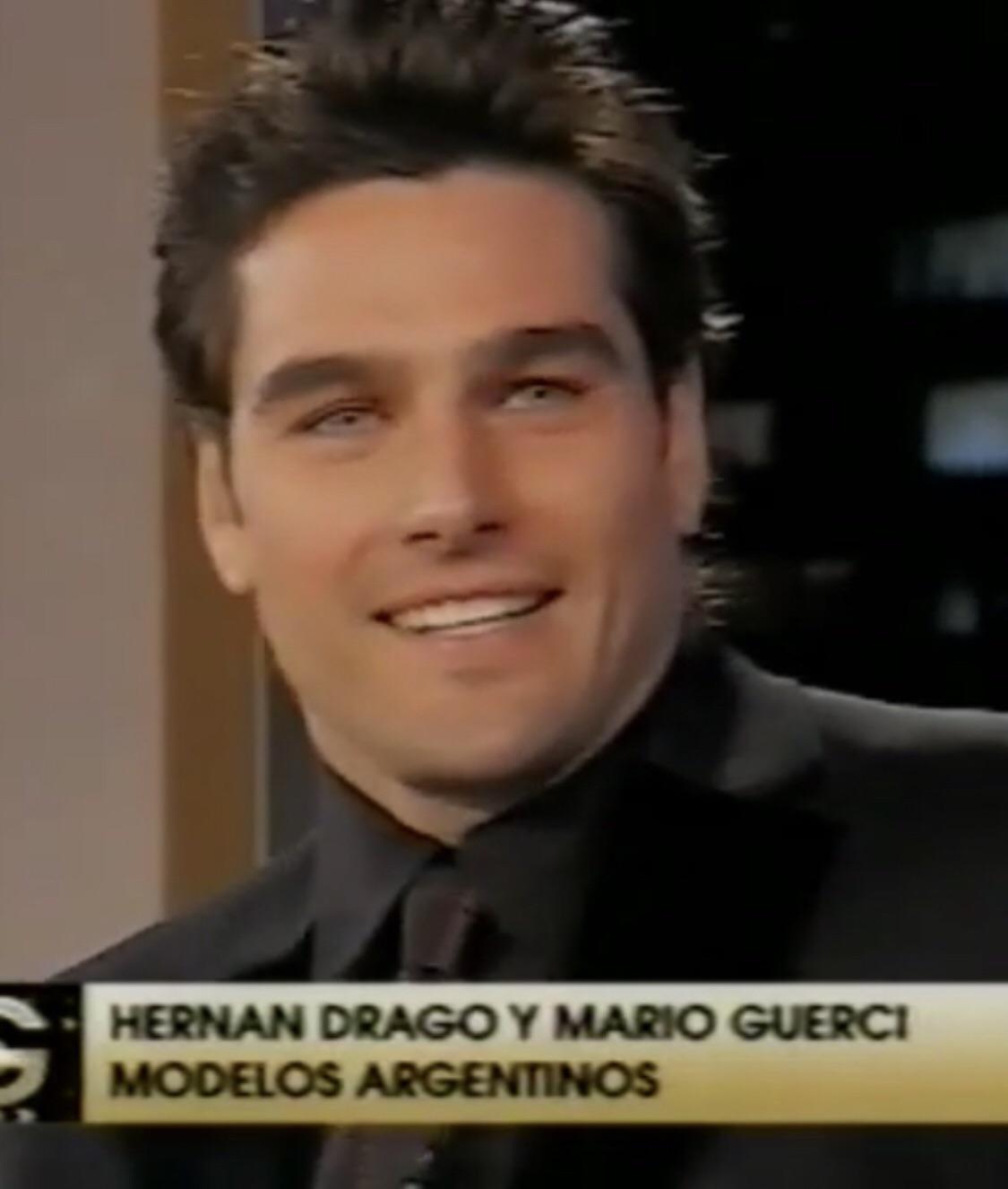 F2E14FEF 615D 4BA4 9897 8982A31EFC70