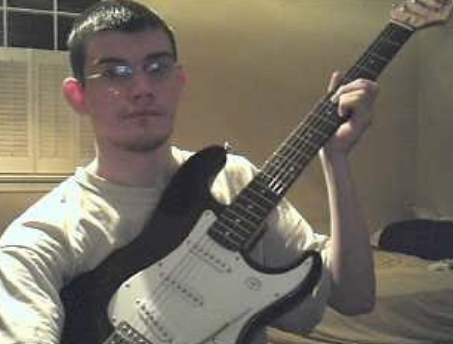 31F7AA24 6A95 4776 B8A9 1CF7BD61ABA7