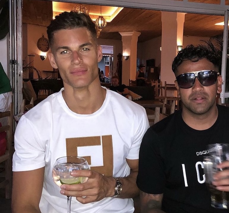 27A3547E 4073 4037 8287 299061A5395F