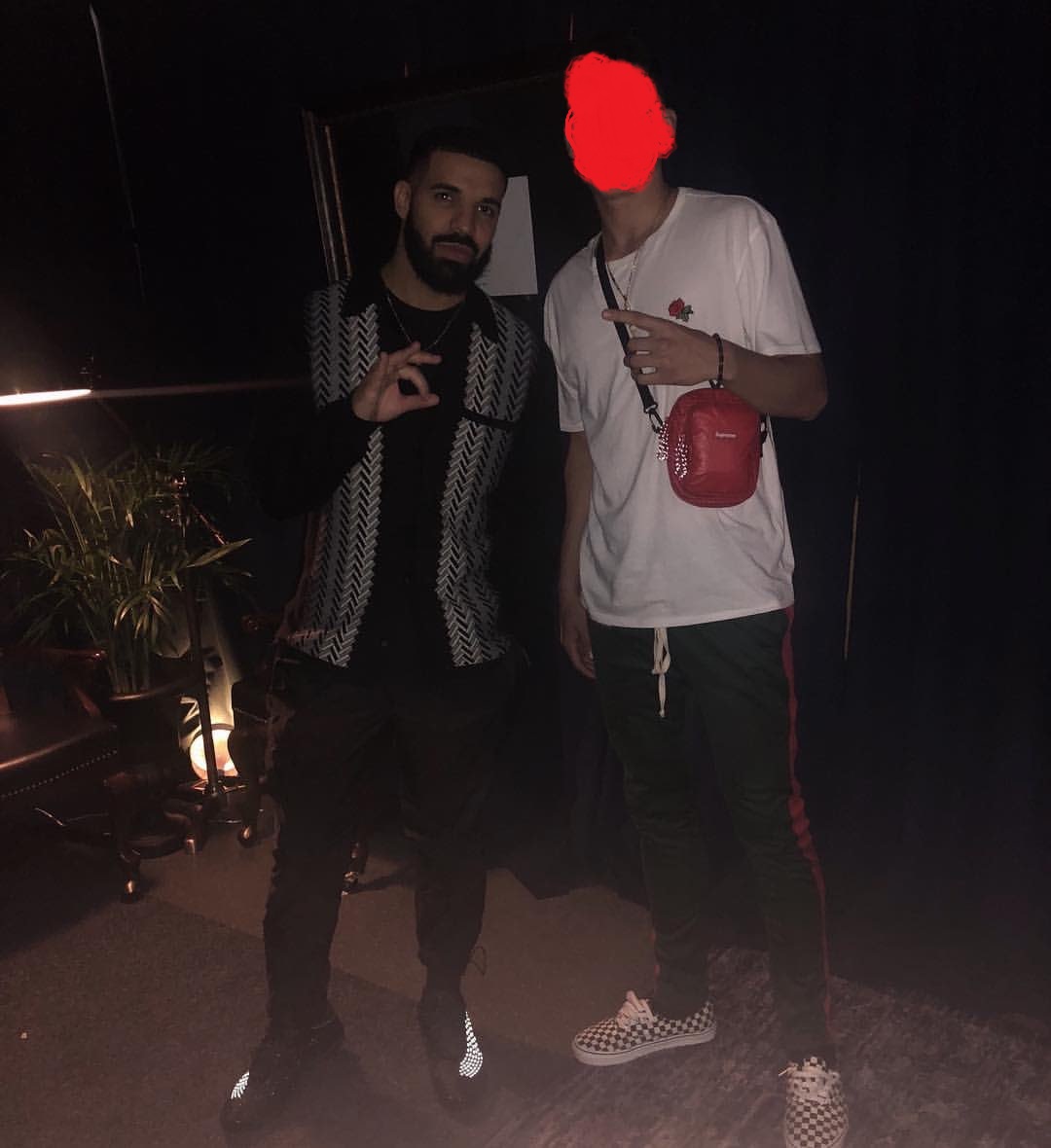 2931053 Dk A BcUUAAqFJT