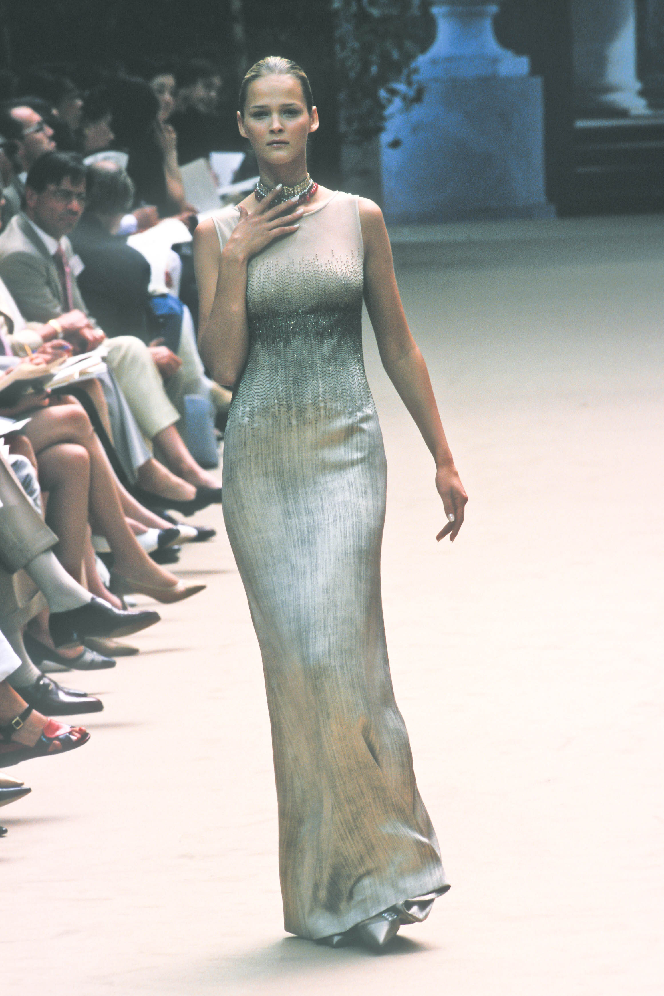 550627357 PierreBalmain1998HauteCouture533c97138ae31f11b5f0ef414050f063cd