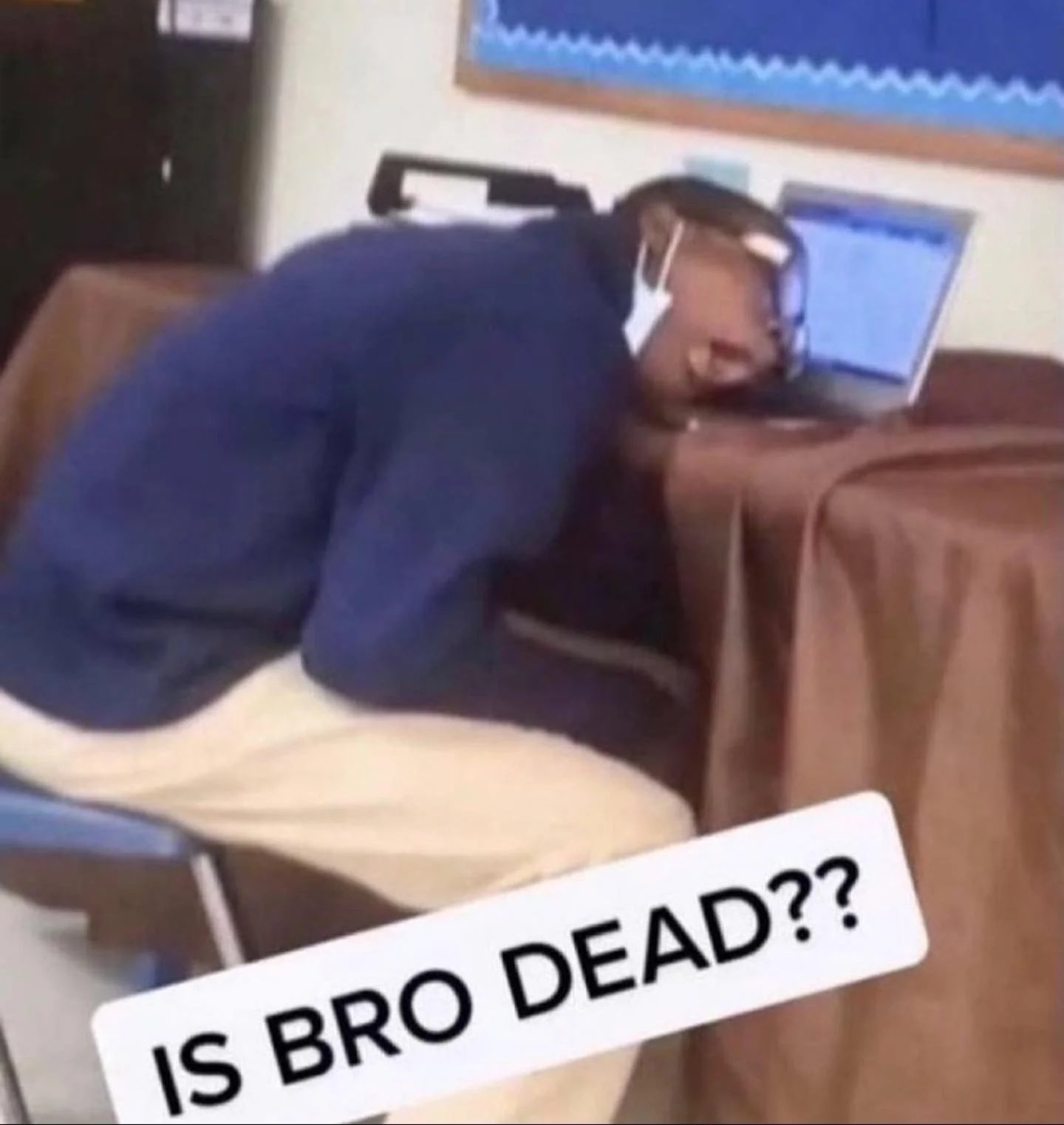 FT ZZ 9XwAAhtCl