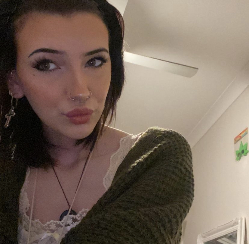 C2C08B4A F44F 48BB B8FE 4FCB937C22D6