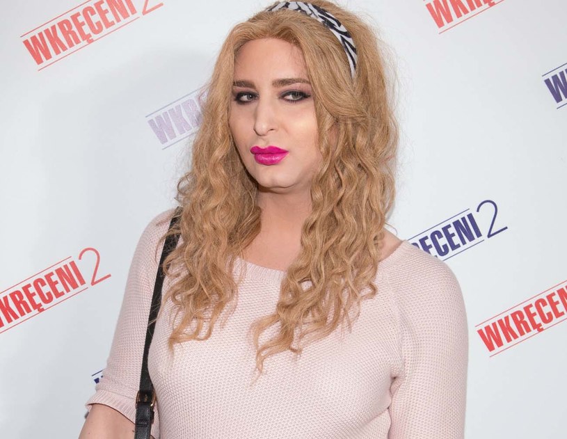 000ECWLHGLL9ITLK C122 F4