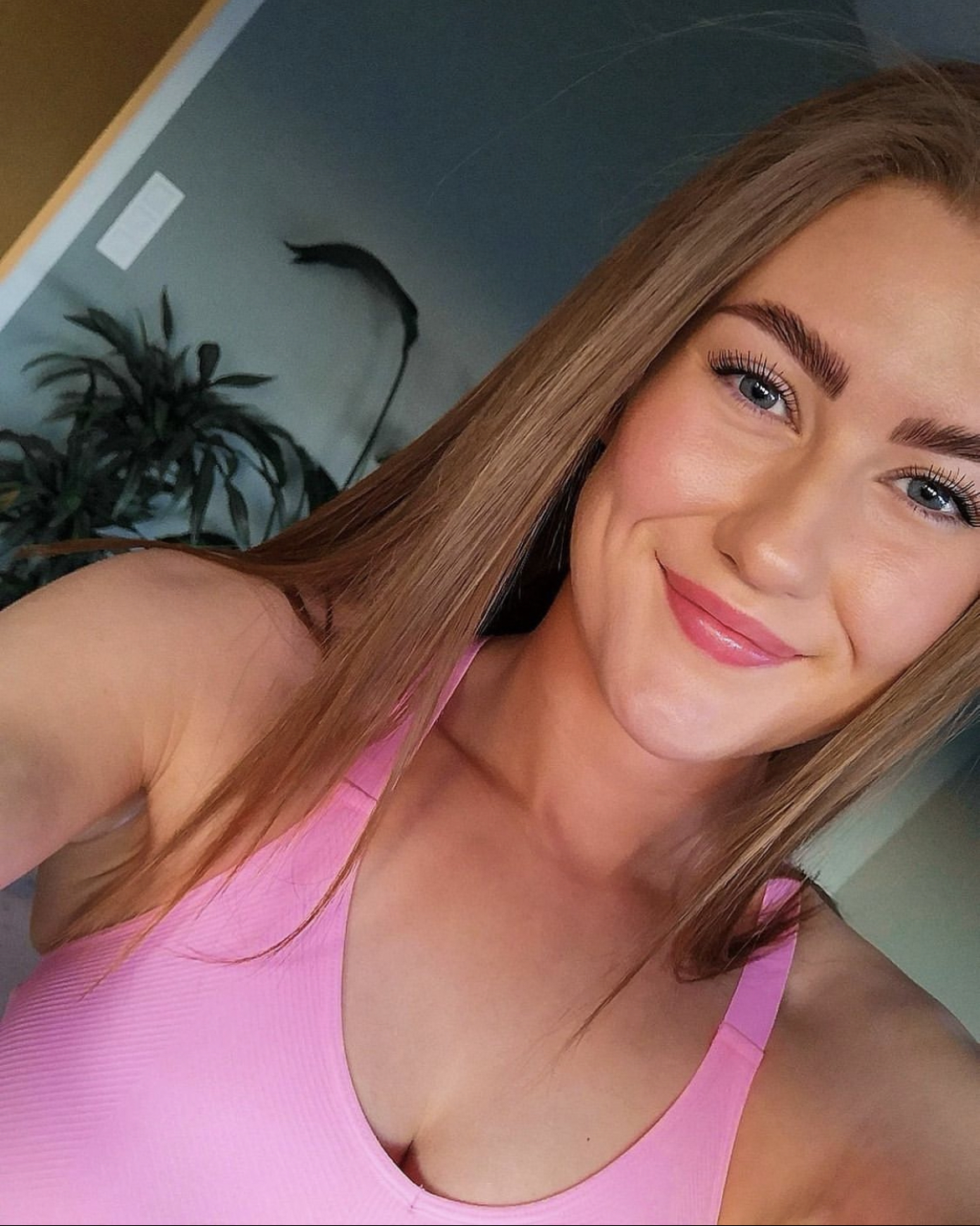 74879929 5849 4BFB B3F0 93AB9E54FE35