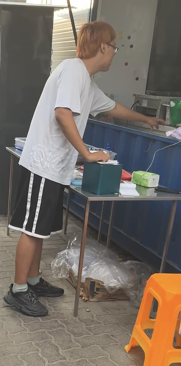 2BE6A38A D40F 4241 933F 1B3ECE2DC556