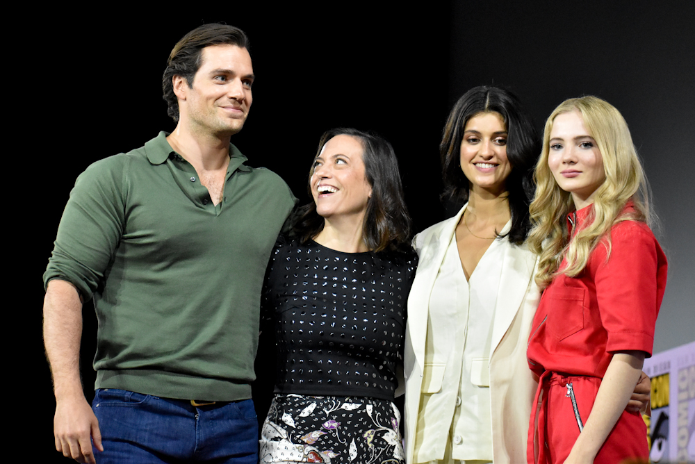 The Witcher Henry Cavill Lauren Schmidt Hissrich Freya Allan Anya Chalotra Comic Con 2019 RF 7