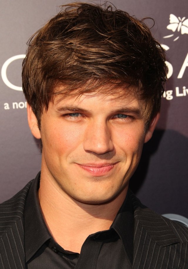 19ab817ceb99d4429a52485c30218c5a  matt lanter star crossed