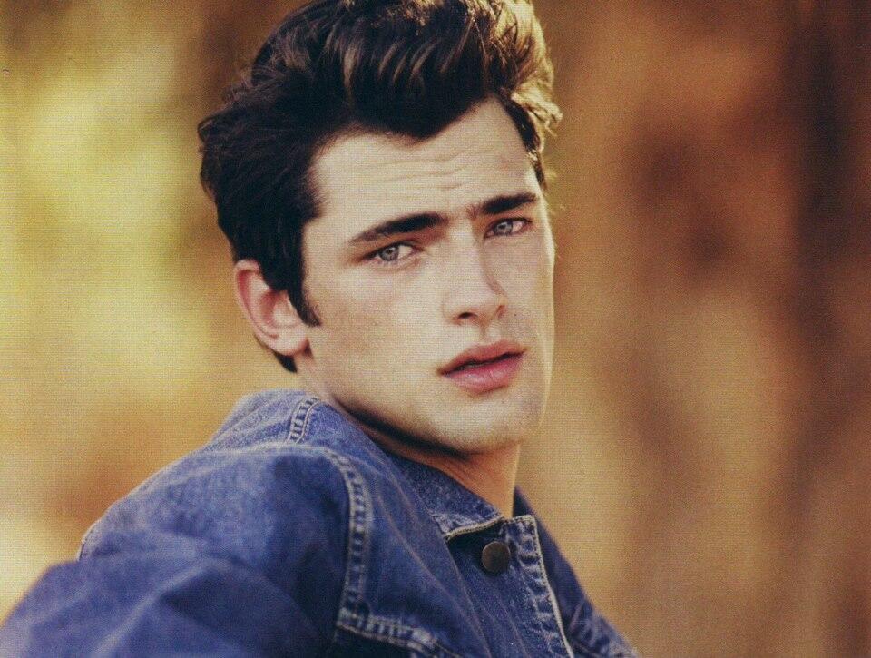 3B65EAAF F2D0 4152 859D 73598D9B796C